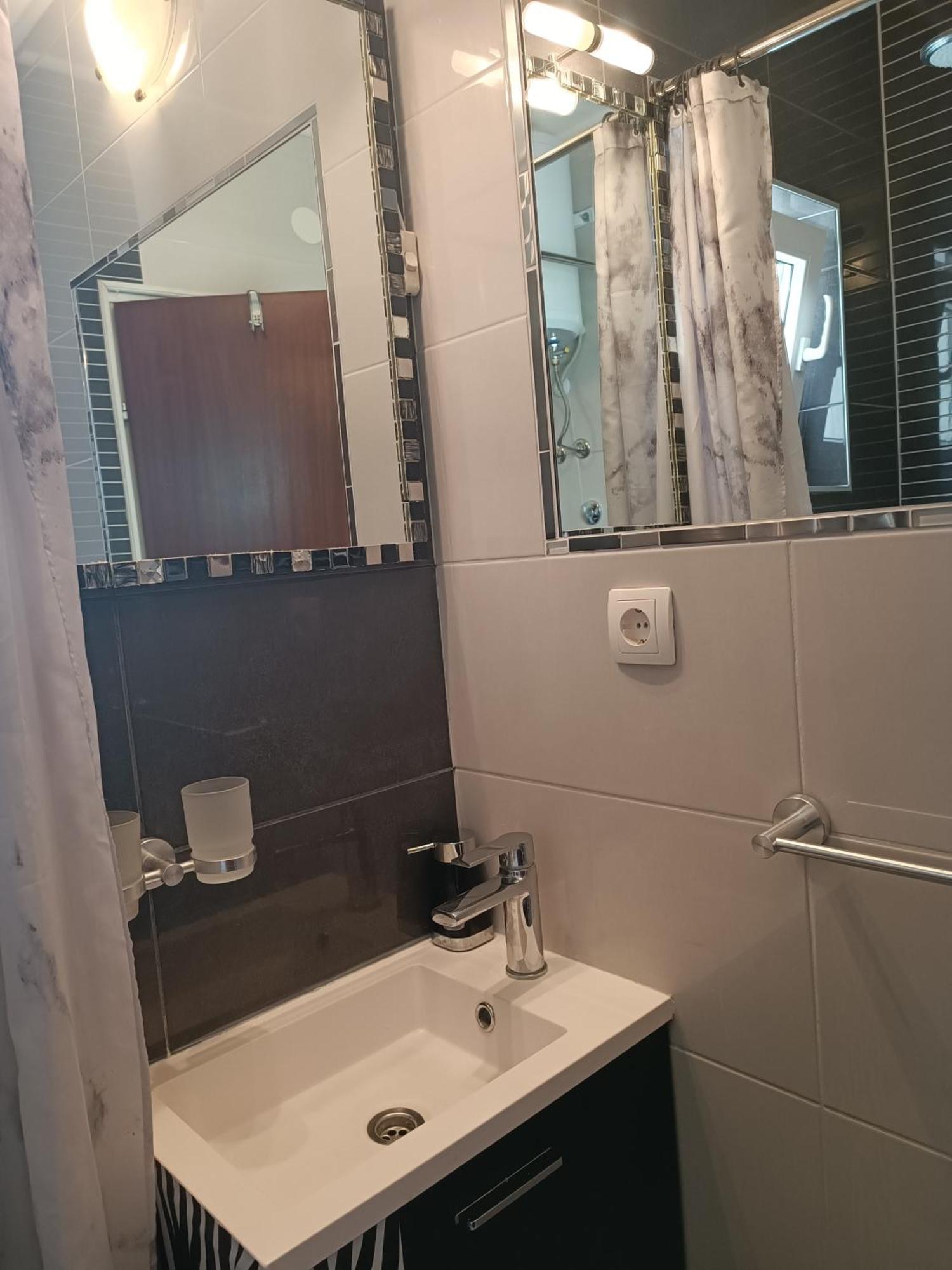 Old Port Apartment Baska Voda Ngoại thất bức ảnh