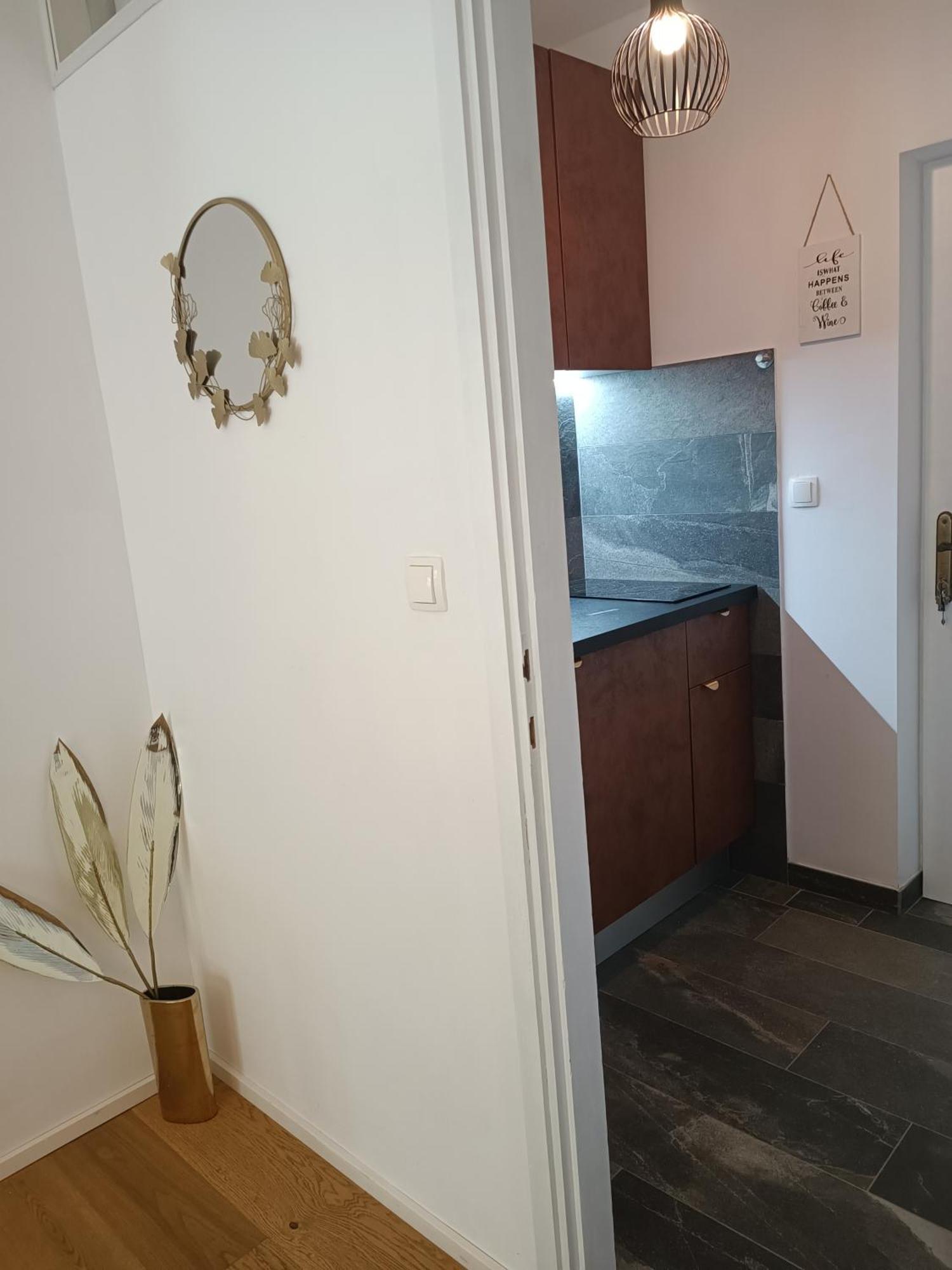 Old Port Apartment Baska Voda Ngoại thất bức ảnh