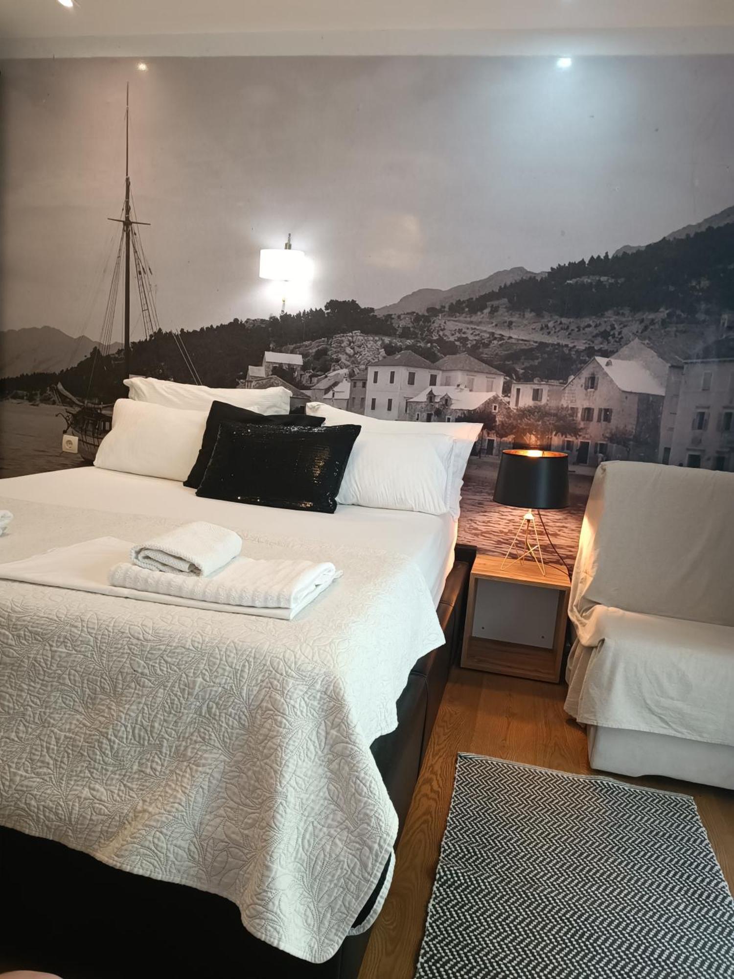 Old Port Apartment Baska Voda Ngoại thất bức ảnh